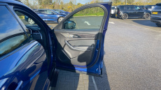 Jaguar F-Pace 2.0 D200 R-Dynamic Black 5dr Auto AWD Diesel Estate